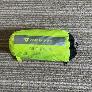 Revit Motocycle Waterproof Over-Jacket - Image 3