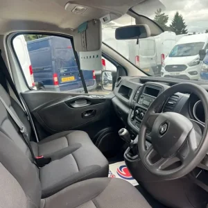 2021 Renault Trafic SL30 ENERGY dCi 120 Business Van Panel Van Diesel Manual - Image 5
