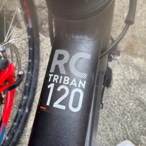 Triban RC120 road bike frame (no wheels) - Image 6