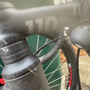 Triban RC120 road bike frame (no wheels) - Image 7