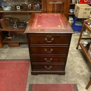 Vintage filing cabinet with OXBLOOD Skiver - Image 2