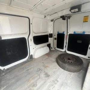 2015 Nissan NV200 1.5 dCi Acenta SWB Van - Image 7