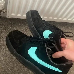 Tiffany af1