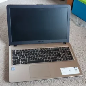 Asus Vivobook 8th gen i5 laptop