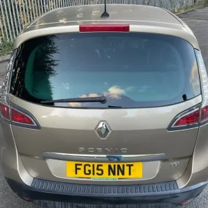 2015 Renault Scenic 1.5 dCi Dynamique with TomTom and Start-Stop - Image 4