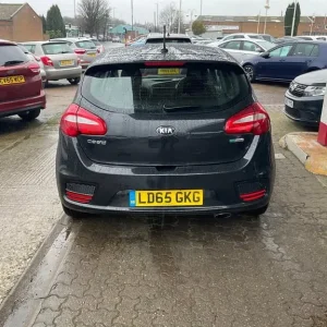 2015 Kia Ceed 2 ISG Hatchback Petrol Manual - Image 4