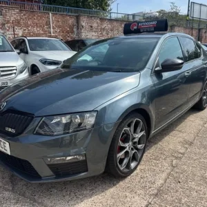 2016 Skoda Octavia 2.0 TDI vRS DSG Diesel Hatchback - Image 3