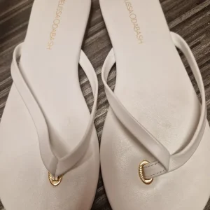 Melissa Odabash Leather Flip Flops Size 4 - Image 5
