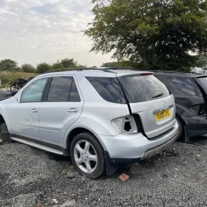 Mercedes ML parts - Image 7