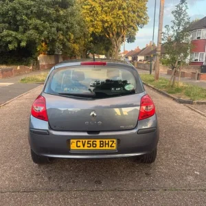 Renault Clio 1.4 2006 5-door manual - Image 4
