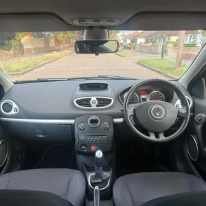 Renault Clio 1.4 2006 5-door manual - Image 6