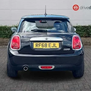 2018 MINI Cooper Exclusive Hatchback - Image 4