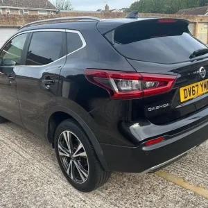 2017 Nissan Qashqai 1.6 dCi N-Connecta XTRON Euro 6 (s/s) 5dr SUV Diesel Automatic - Image 3