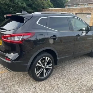 2017 Nissan Qashqai 1.6 dCi N-Connecta XTRON Euro 6 (s/s) 5dr SUV Diesel Automatic - Image 4