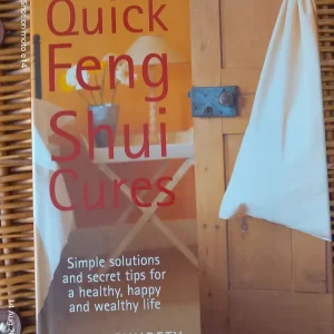 Quick Feng Shui Cures. Hardback book