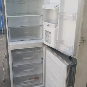Fridge freezer - Image 5