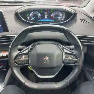 Peugeot 3008 Allure 2018 - Image 6