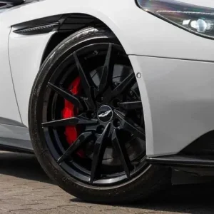 2022 Aston Martin DB11 V8 Volante 2dr Touchtronic Auto Convertible - Image 4