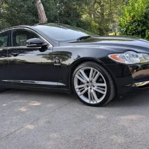 2011 Jaguar XF 3.0d V6 S Portfolio 4dr Auto Diesel - Image 6
