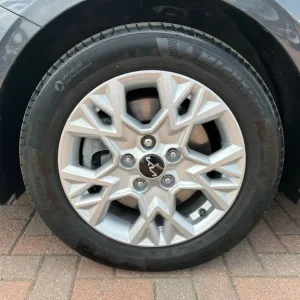 2024 Kia Ceed 1.5T GDi ISG 138 2-door 5dr Estate Petrol Manual - Image 8