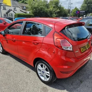 2016 Ford Fiesta 1.0T EcoBoost Zetec 5-door hatchback - Image 4