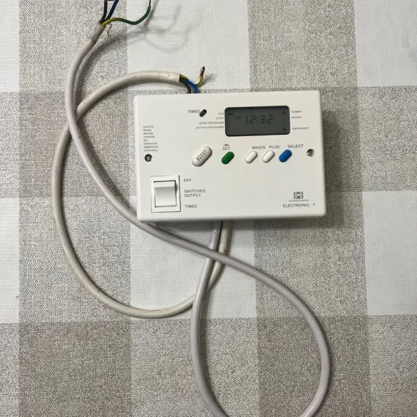 Horstmann electronic 7 water heater controller