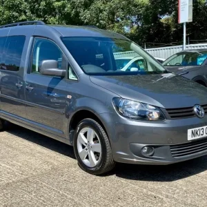 2013 Volkswagen Caddy Maxi Life 1.6 TDI Diesel MPV - Image 4