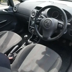 2011 Vauxhall Corsa 1.2 5-door - Image 5