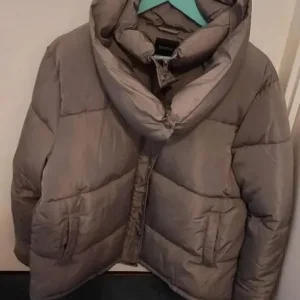 Womens Tops and Jackets - Image 5