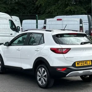 2023 Kia Stonic 1.0 T-GDi 2 SUV 5-door Petrol Manual - Image 3