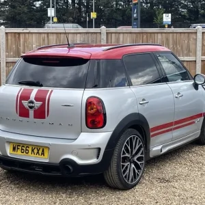 2016 MINI Countryman John Cooper Works 5-door SUV Manual All4 - Image 5