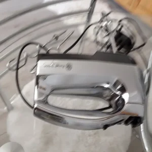 3 SMALL KITCHEN APPLIANCES INCLUDING FOOD MIXER - Image 4