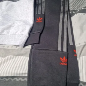 Adidas tracksuit size 6-7 brand new with tags - Image 3