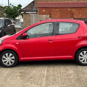 2014 Toyota AYGO TOYOTA AYGO 1.0L PETROL AUTO Hatchback Petrol Automatic - Image 4