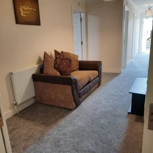 Double room with all bills covered - Image 3