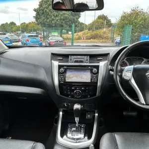 2017 Nissan Navara 2.3 dCi Tekna Auto 4WD Euro 6 4dr PICK UP Diesel Automatic - Image 7