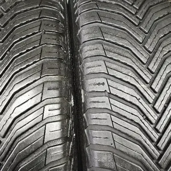 205 55 16 2 x Michelin Cross Climate 2 tyres