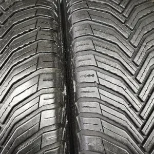 205 55 16 2 x Michelin Cross Climate 2 tyres