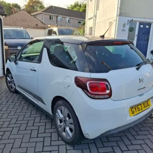Citroen, DS3, Hatchback, 2014, Manual, 1560 (cc), 3 doors - Image 2