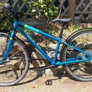 Islabike Beinn 26 Teal Blue + Accessories Excellent Condition - Image 2