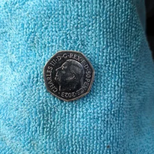 50p coin no crown
