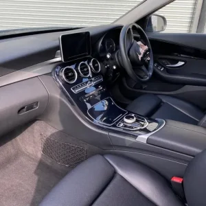 2017 Mercedes C-Class C200 2.0L Auto with 18" Alloy Wheels – Front Damage, Climate Control, Black Interior - Image 6
