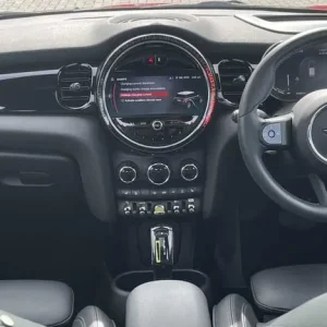 2021 MINI Cooper S Electric 3dr Auto Hatchback - Image 4