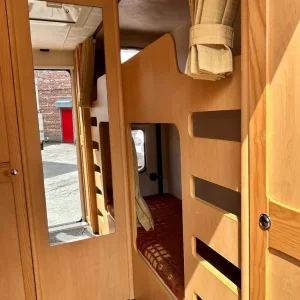 ELDDIS AVANTE 556 6 BERTH WITH AWNING - Image 6