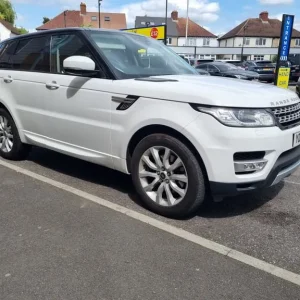 2017 Land Rover Range Rover Sport 2.0 SD4 HSE 5dr Auto Estate Diesel - Image 2