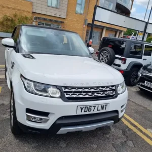 2017 Land Rover Range Rover Sport 2.0 SD4 HSE 5dr Auto Estate Diesel - Image 7
