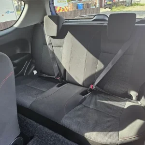 Suzuki Swift 2015 3-door manual hatchback - Image 8