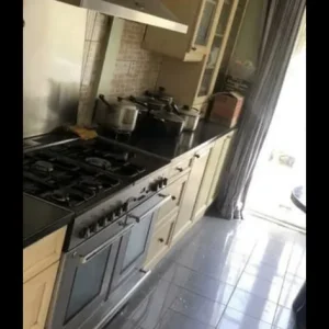 Bright double room in Stoke-sub-Hamdon - Image 2