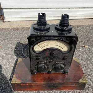Vintage Universal Avometer with Lightbulb Mounts - Image 3