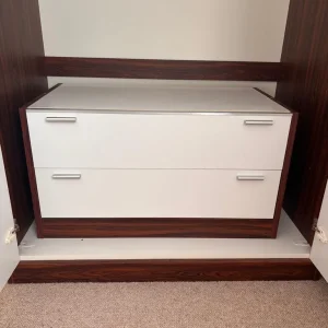 Wardrobe, dressing table and chest of drawers - Image 3